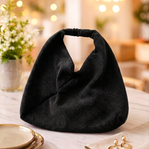 Sac hobo bohème Cassandre en velours côtelé noir
